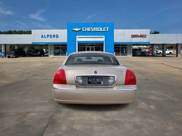 2009 Lincoln Town Car Signature Limited