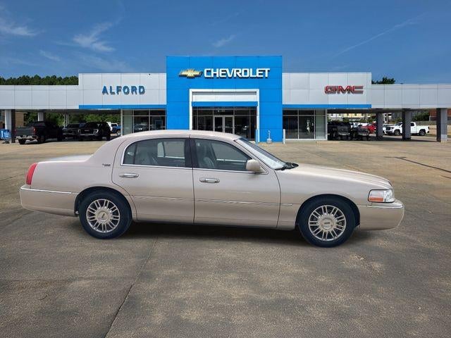 2009 Lincoln Town Car Signature Limited