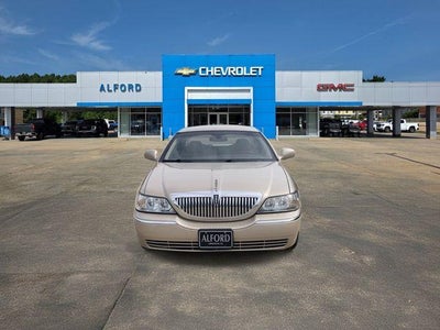 2009 Lincoln Town Car Signature Limited