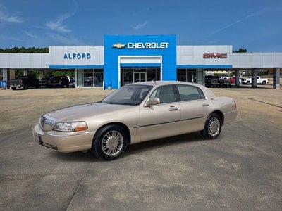 2009 Lincoln Town Car Signature Limited
