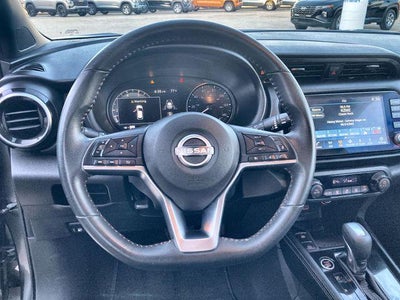 2024 Nissan Kicks SR