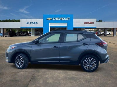 2024 Nissan Kicks SR