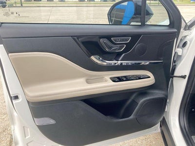 2025 Lincoln Corsair Premiere