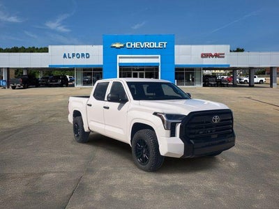 2025 Toyota Tundra 4WD SR