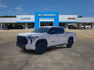 2024 Toyota Tundra 4WD SR5