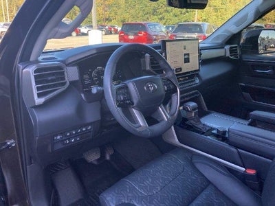 2024 Toyota Sequoia SR5