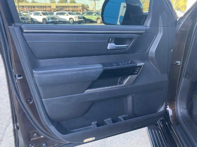 2024 Toyota Sequoia SR5