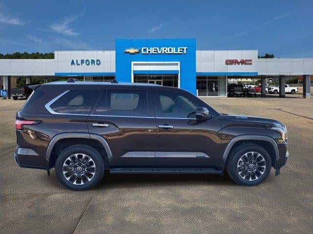 2024 Toyota Sequoia SR5