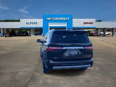 2024 Toyota Sequoia SR5