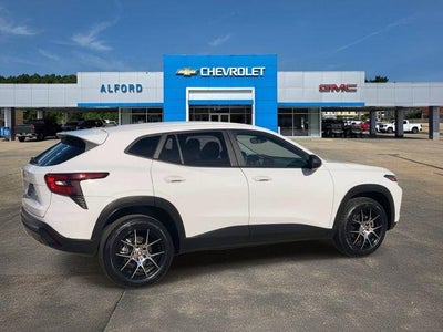 2024 Chevrolet Trax LS